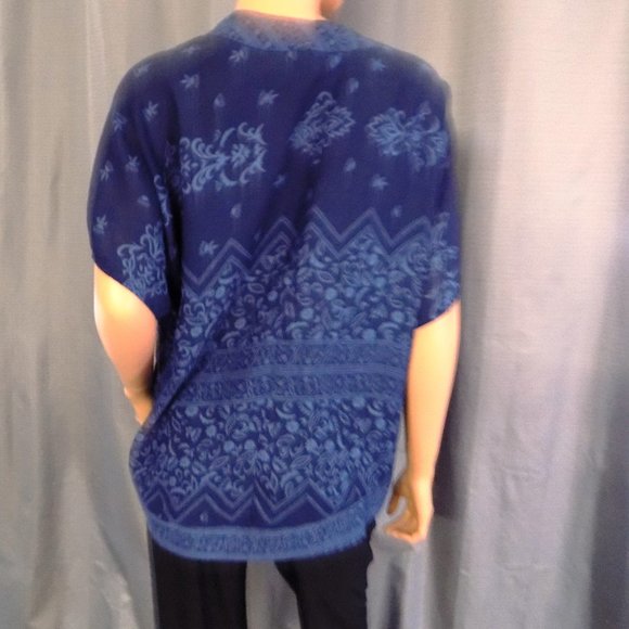 Forever 21 Unique Blue Cover Blouse - Picture 4 of 5